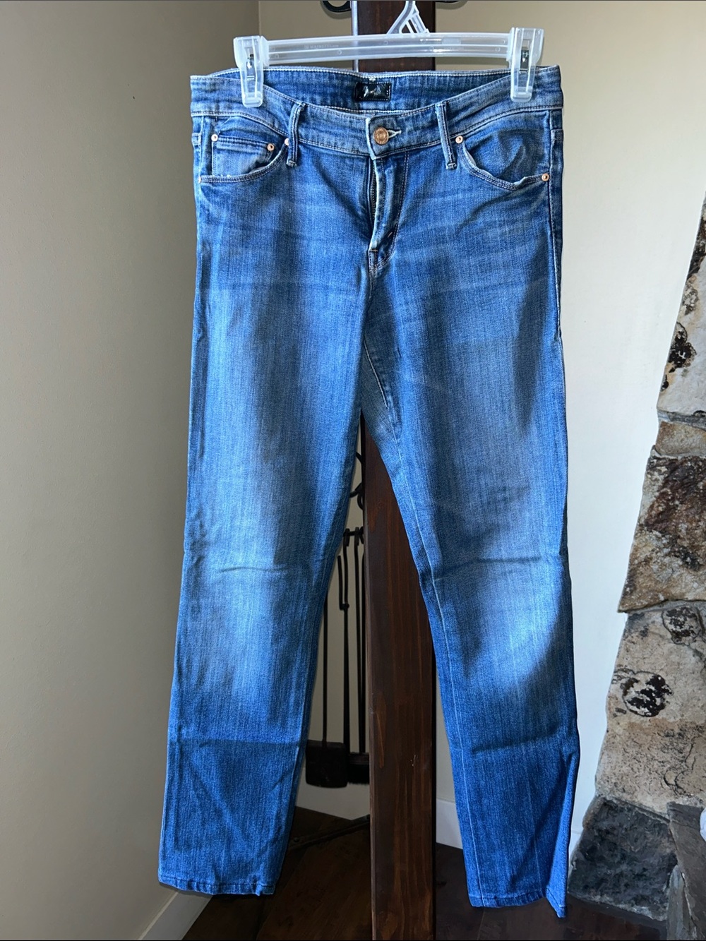 MOTHER Women's Straight Leg Jeans in Medium Blue Wash
